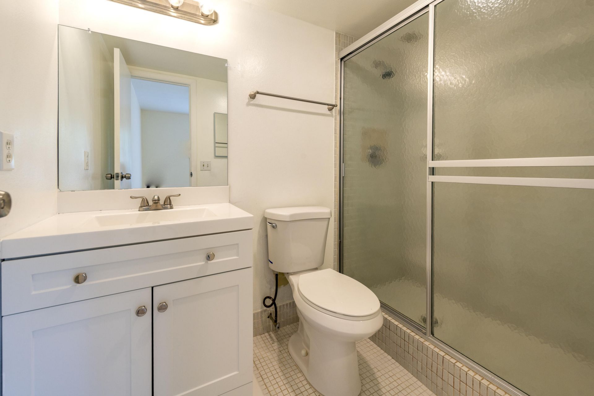 6061 N Falls Cir Drive, Unit 402, Lauderhill, FL 33319 Photo