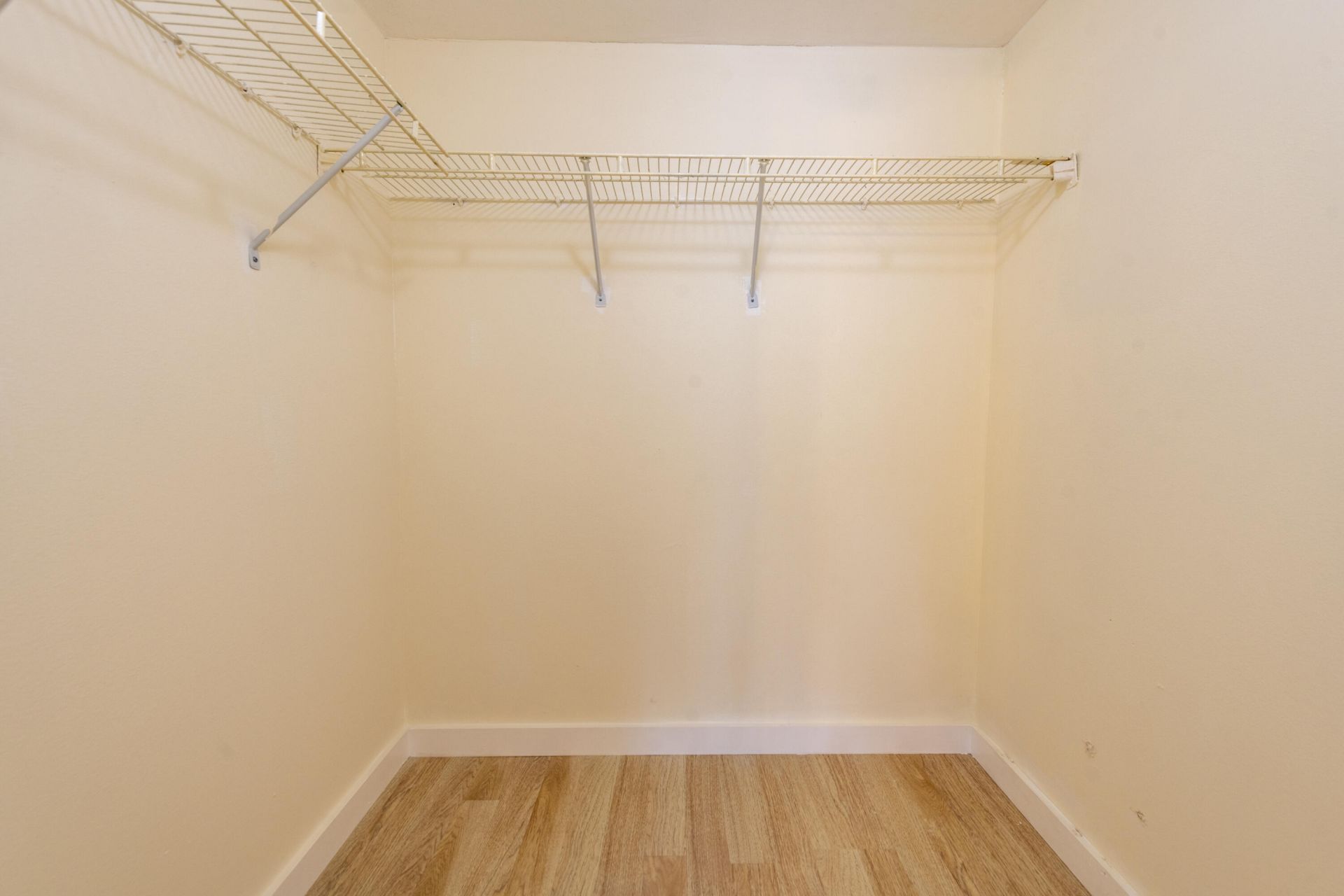 6061 N Falls Cir Drive, Unit 402, Lauderhill, FL 33319 Photo