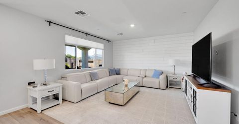9475 Pasaje Pl, Elk Grove, CA 95624 Photo
