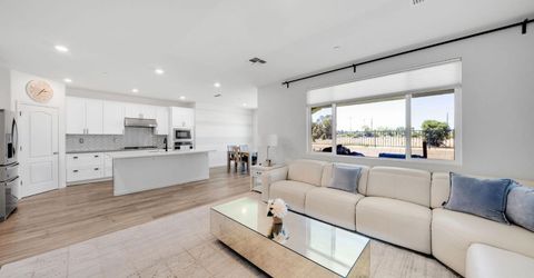 9475 Pasaje Pl, Elk Grove, CA 95624 Photo