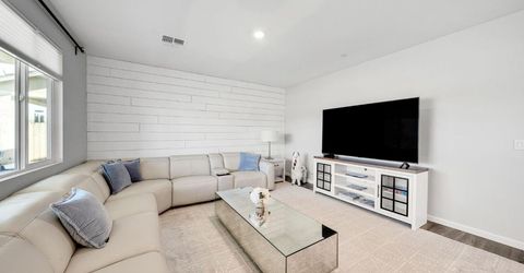 9475 Pasaje Pl, Elk Grove, CA 95624 Photo