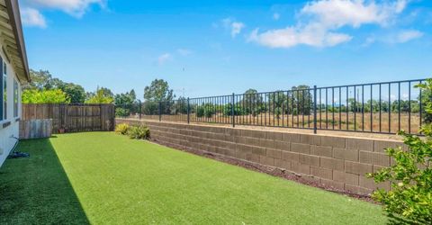 9475 Pasaje Pl, Elk Grove, CA 95624 Photo