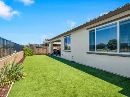 9475 Pasaje Pl, Elk Grove, CA 95624 Photo