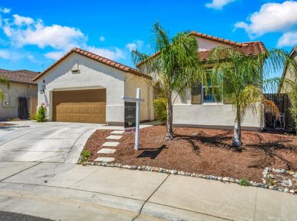 9475 Pasaje Pl, Elk Grove, CA 95624 Photo