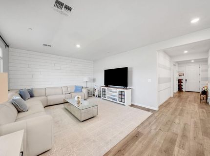 9475 Pasaje Pl, Elk Grove, CA 95624 Photo