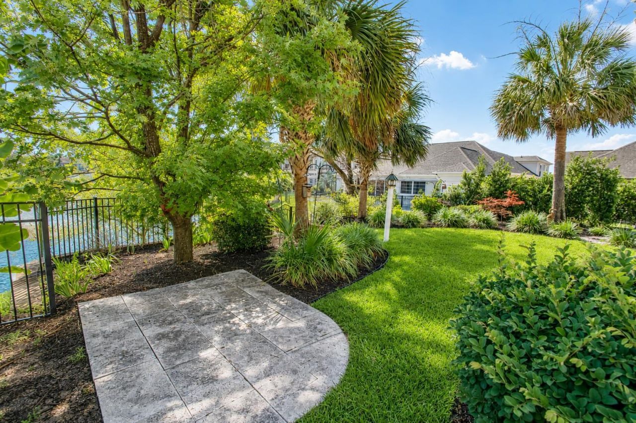 969 Bluffview Dr. Photo 52
