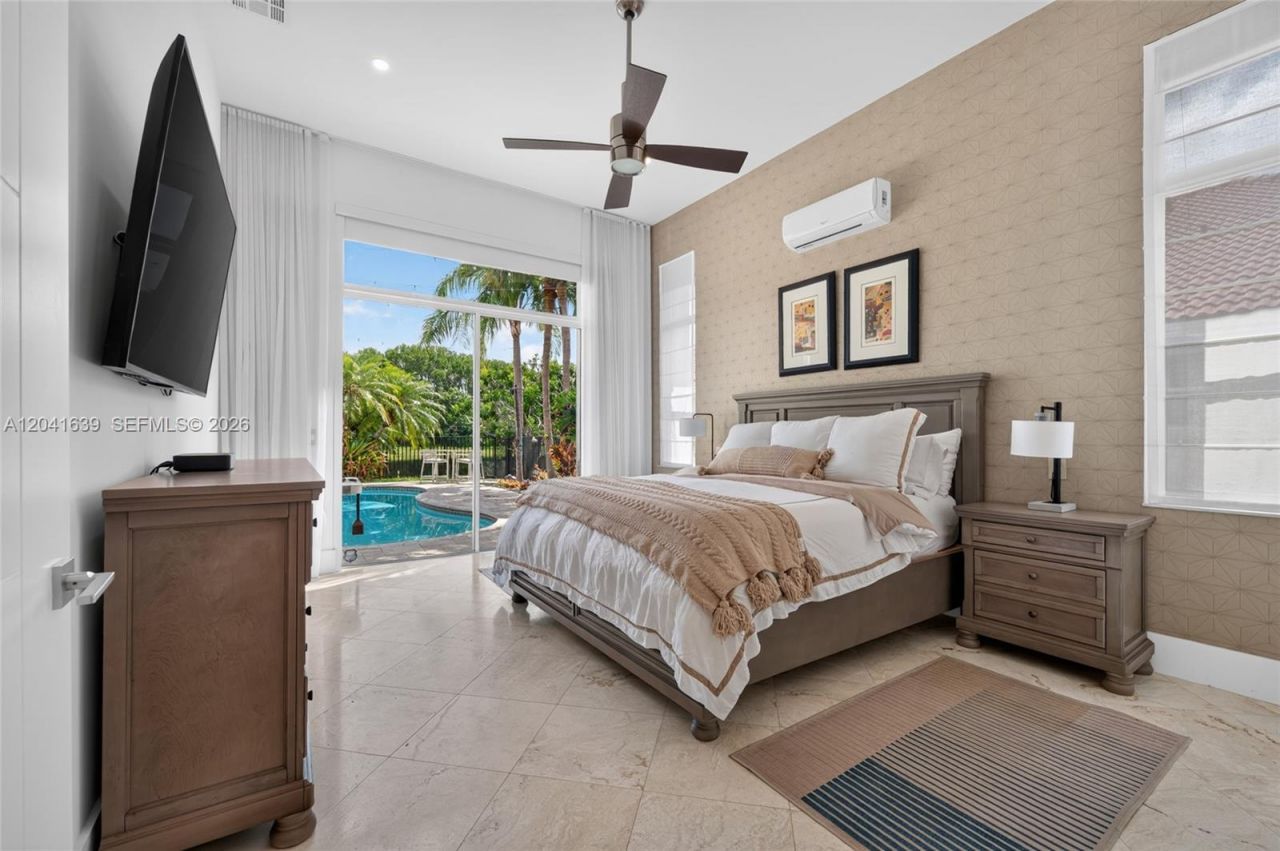1136 Ginger Cir, Weston, FL 33326 Photo