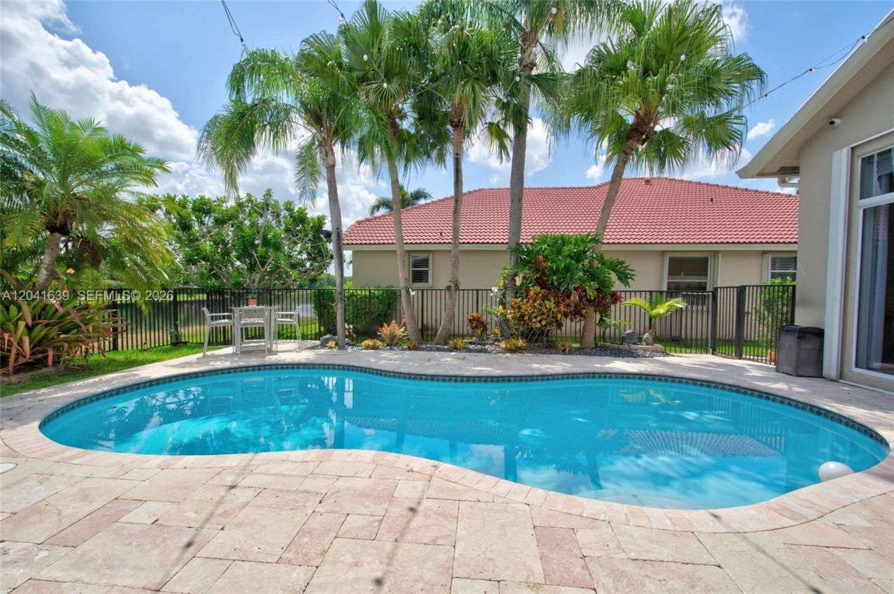 1136 Ginger Cir, Weston, FL 33326 Photo