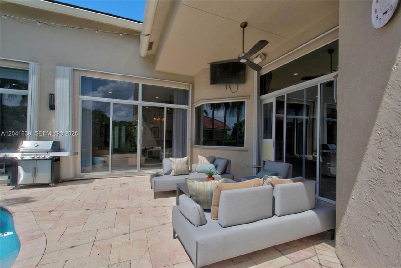 1136 Ginger Cir, Weston, FL 33326 Photo