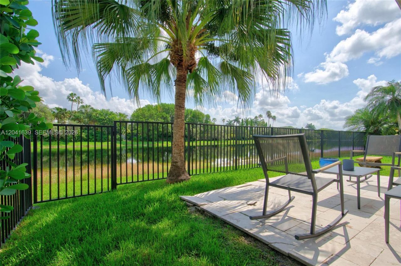 1136 Ginger Cir, Weston, FL 33326 Photo