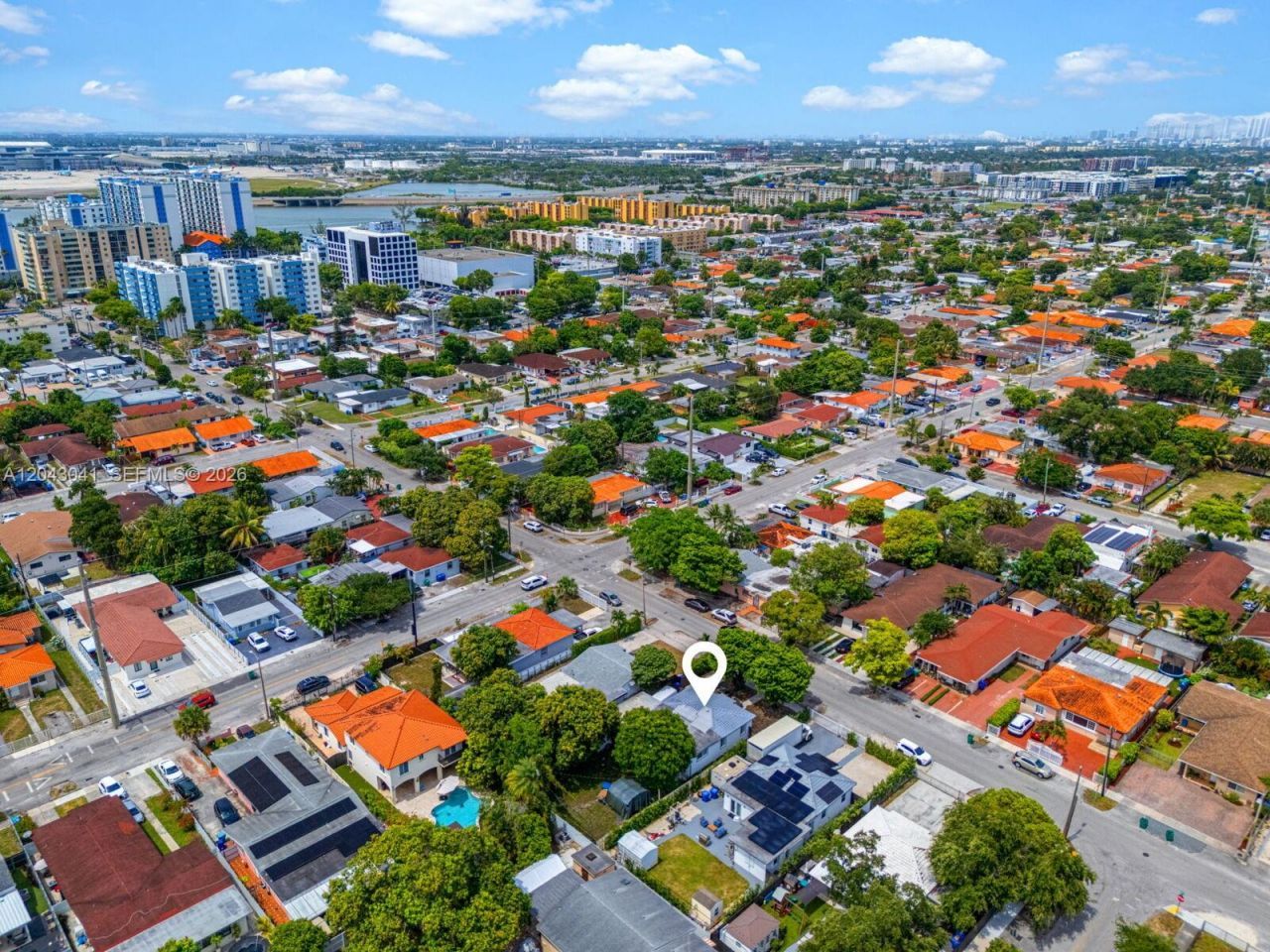 270 NW 51st Ave, Miami, FL 33126 Photo