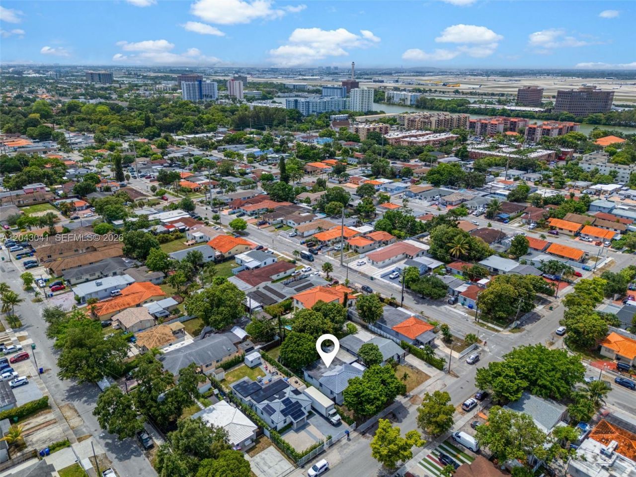 270 NW 51st Ave, Miami, FL 33126 Photo