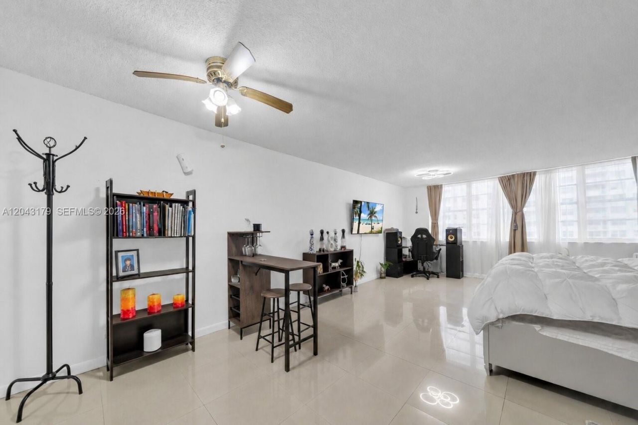 250 174th St, Unit 810(Availa, Sunny Isles Beach, FL 33160 Photo