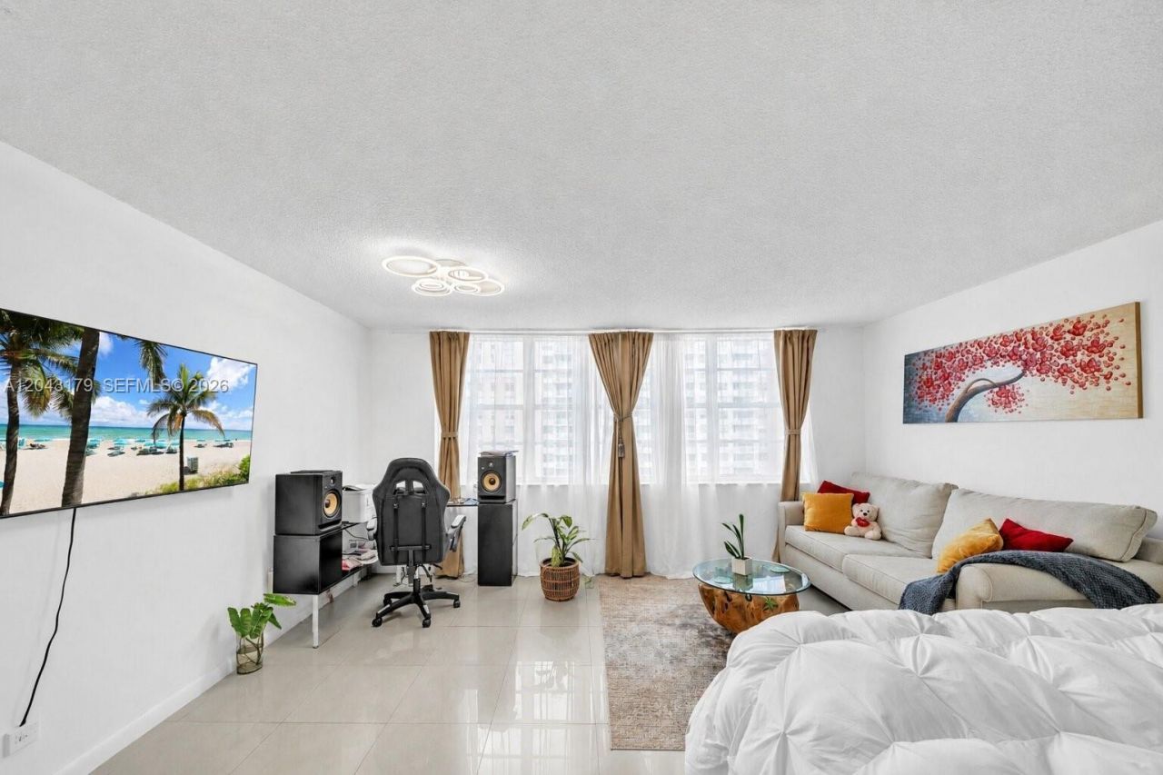 250 174th St, Unit 810(Availa, Sunny Isles Beach, FL 33160 Photo