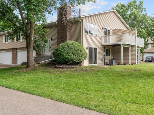 4656 Ridge Cliff Drive, Eagan, MN 55122