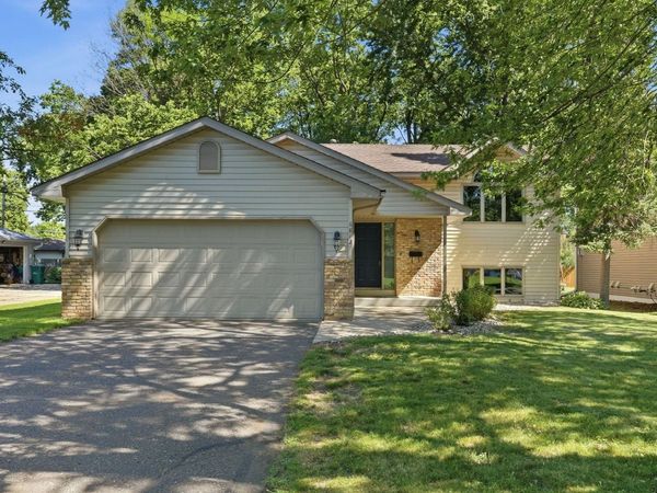 6812 44th Avenue N, Crystal, MN 55428
