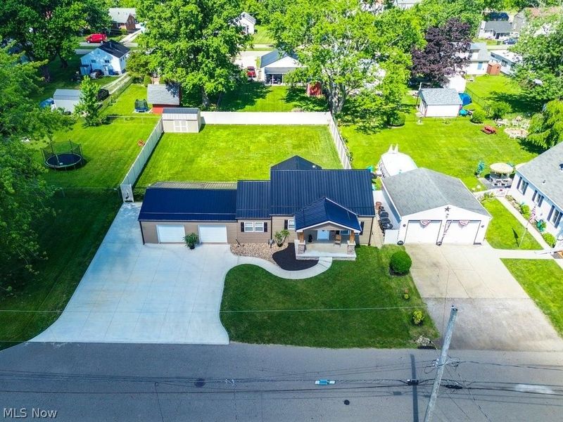 301 Avis Avenue NW, Massillon, OH 44646 Photo 2
