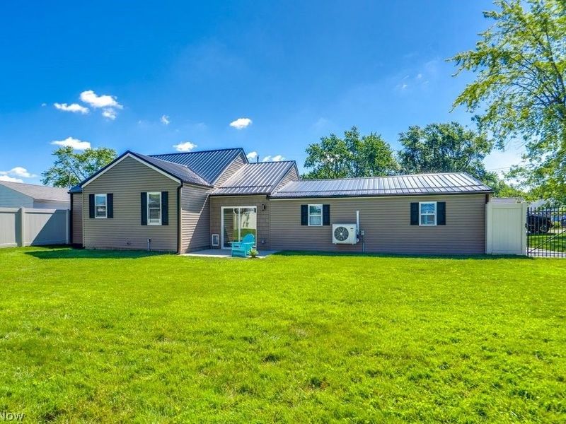 301 Avis Avenue NW, Massillon, OH 44646 Photo 3