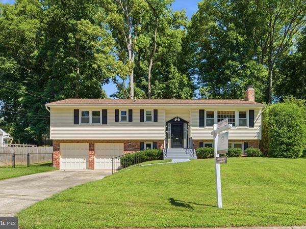 10311 CHESHIRE TERRACE, BETHESDA, MD 20814