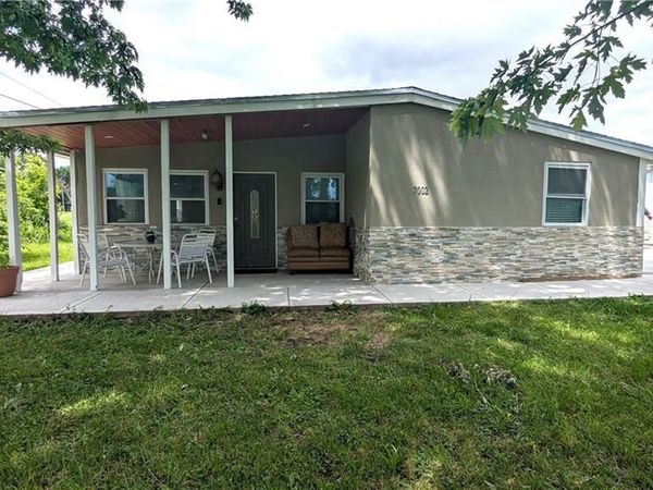 7002 E 102nd Street, Kansas City, MO 64134