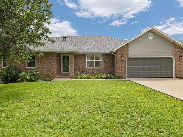 806 N 13th Street , Ozark, MO 65721