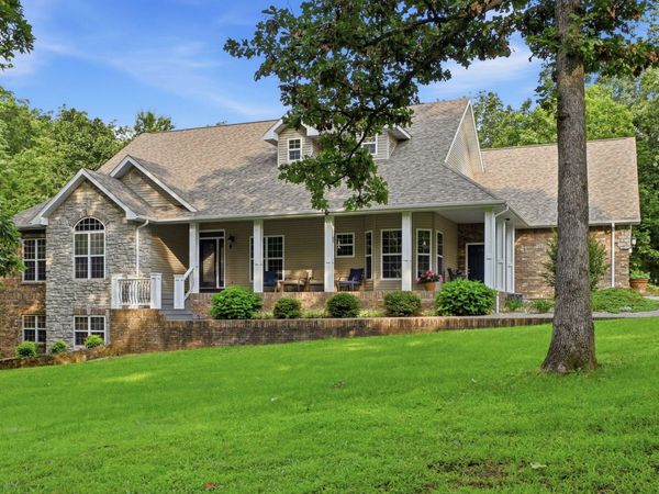 4241 S 90th Road , Bolivar, MO 65613