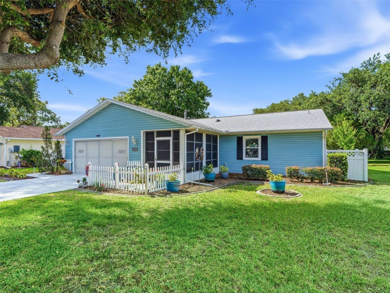 2107 Greenlaw Court , Leesburg, FL 34788