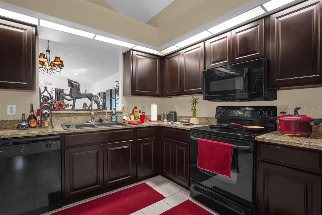 637 Moss Park Court, Kissimmee, FL 34743 Photo