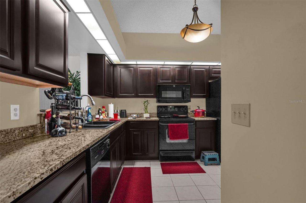 637 Moss Park Court, Kissimmee, FL 34743 Photo