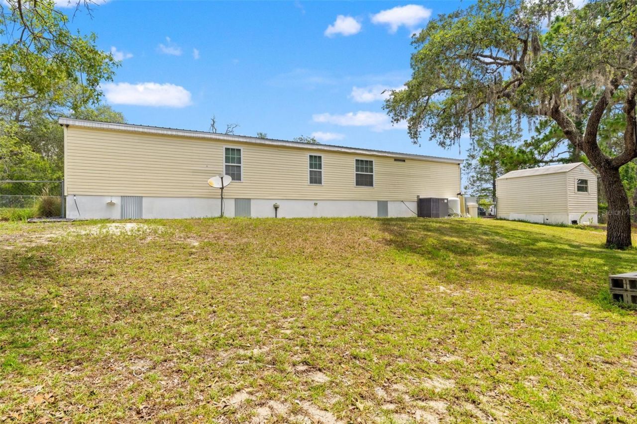 7876 Ridge Road , Weeki Wachee, FL 34613 Photo