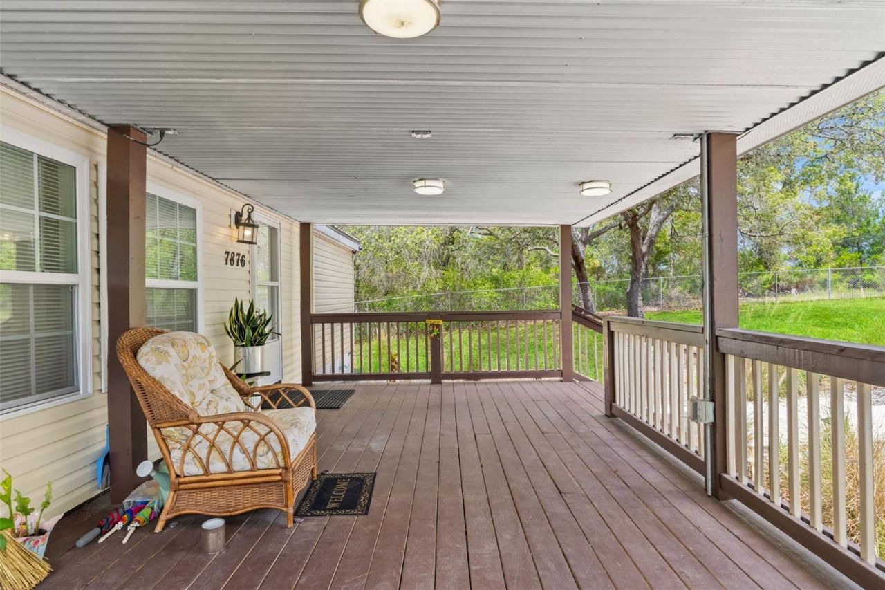 7876 Ridge Road , Weeki Wachee, FL 34613 Photo