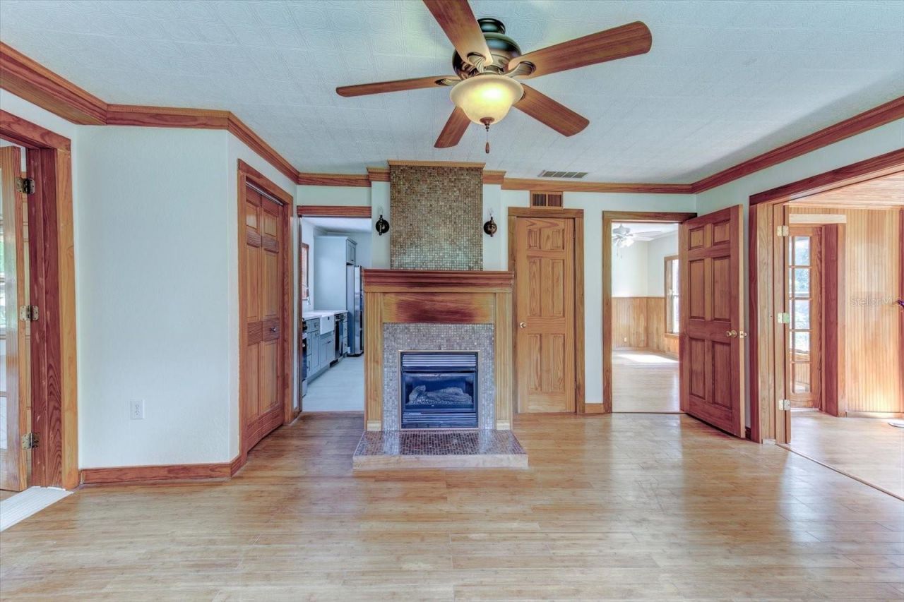 543 N Thorpe Avenue , Orange City, FL 32763 Photo