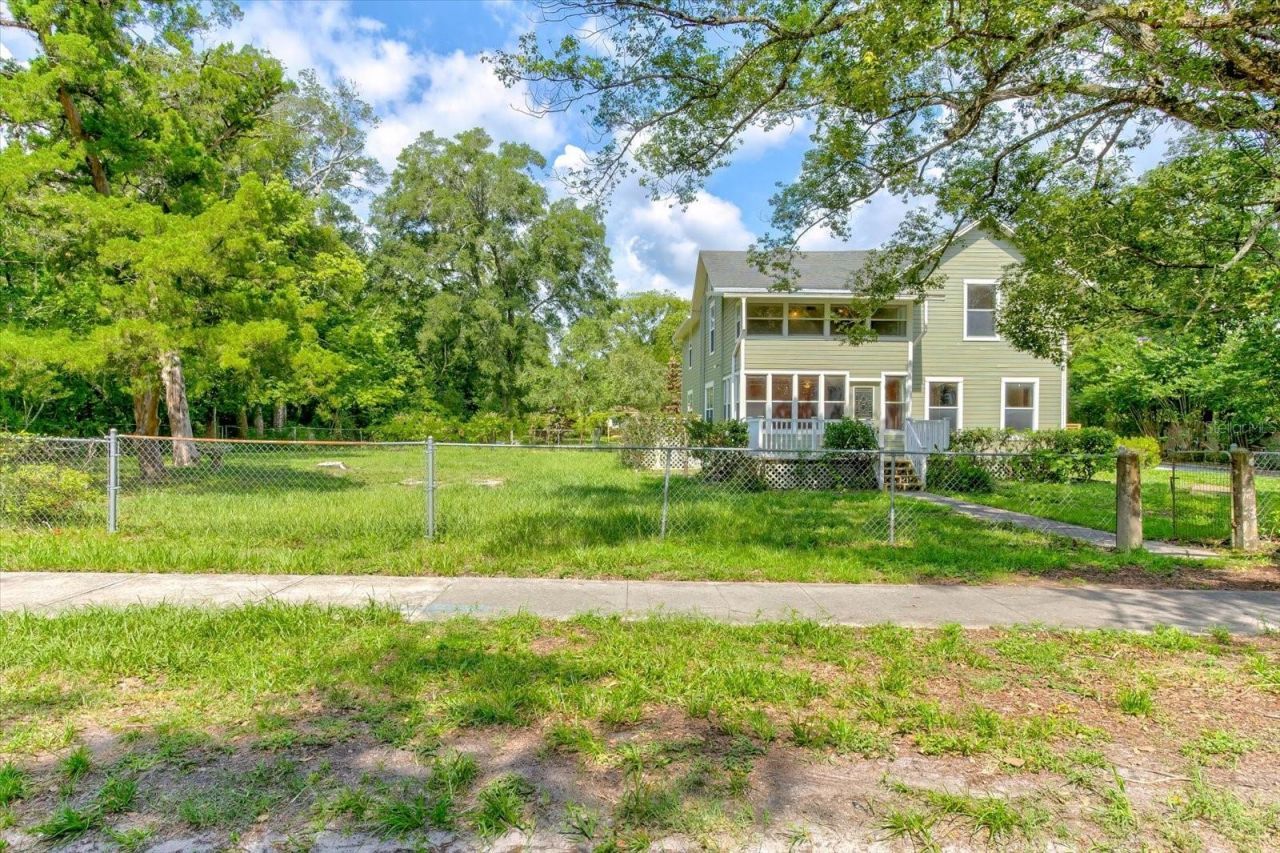 543 N Thorpe Avenue , Orange City, FL 32763 Photo