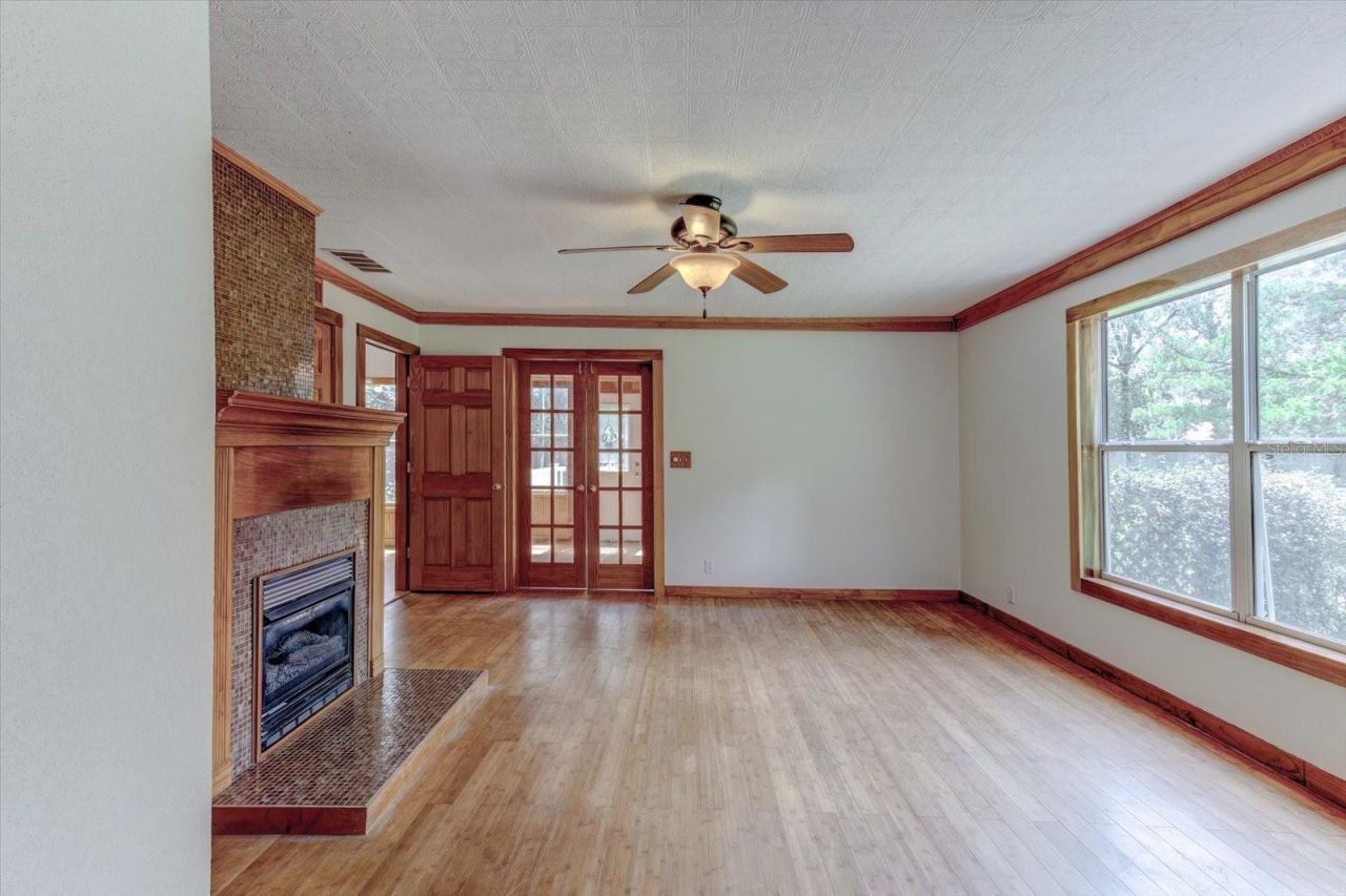 543 N Thorpe Avenue , Orange City, FL 32763 Photo