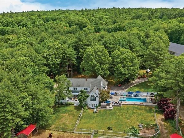 117 South Street, Upton, MA 01568