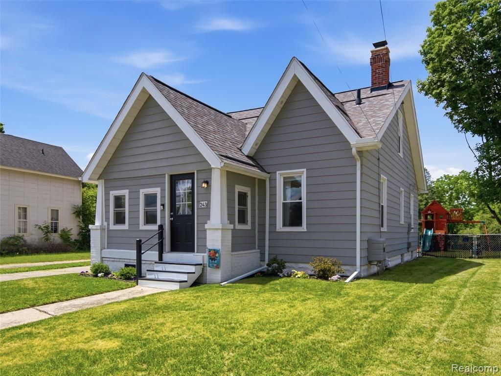 243 N Church Street, Ortonville Vlg, MI 48462 Main Photo