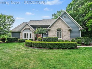 9230 Kelly Lake Drive, Springfield Twp, MI 48348