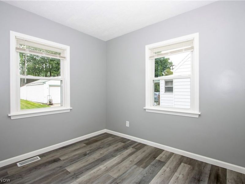 407 Oxford Avenue, Akron, OH 44310 Photo 13