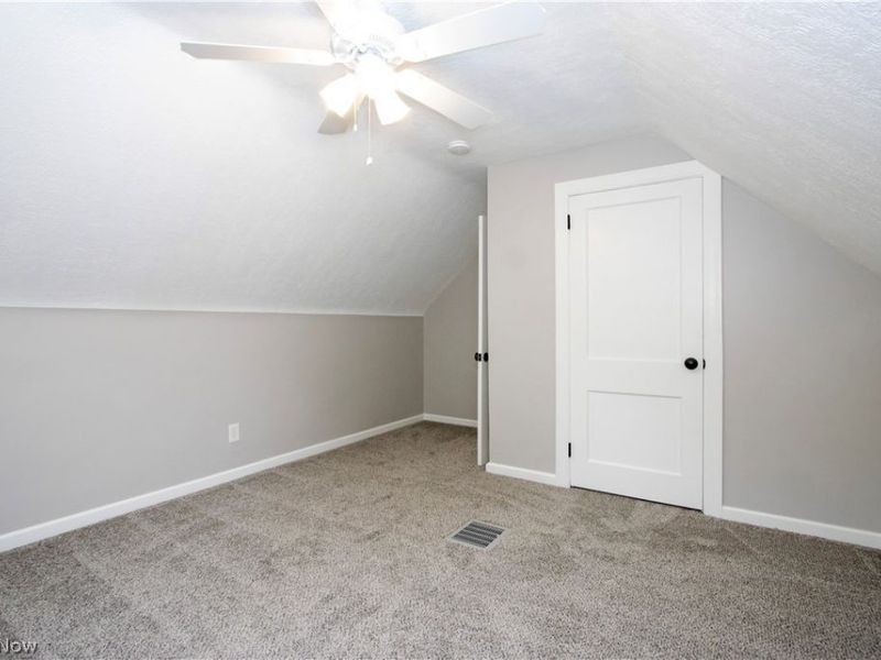 407 Oxford Avenue, Akron, OH 44310 Photo 16