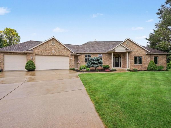 3559 Elk Court, Zeeland, MI 49464