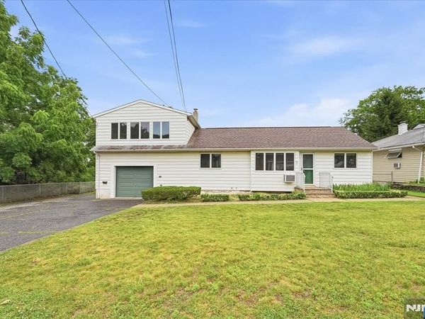 5 Lexington Avenue, WALLINGTON, NJ 07057