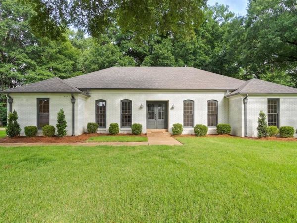 1601 E MCHENRY CIR, Germantown, TN 38138