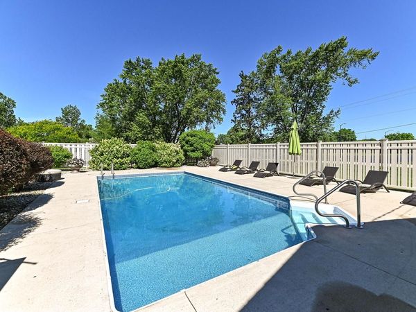 6652 Big Bend ROAD, Waterford, WI 53185