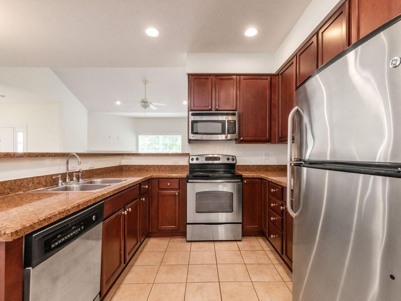 322 Cover Place , Columbus, OH 43235 Photo 12