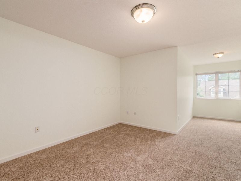 322 Cover Place , Columbus, OH 43235 Photo 24