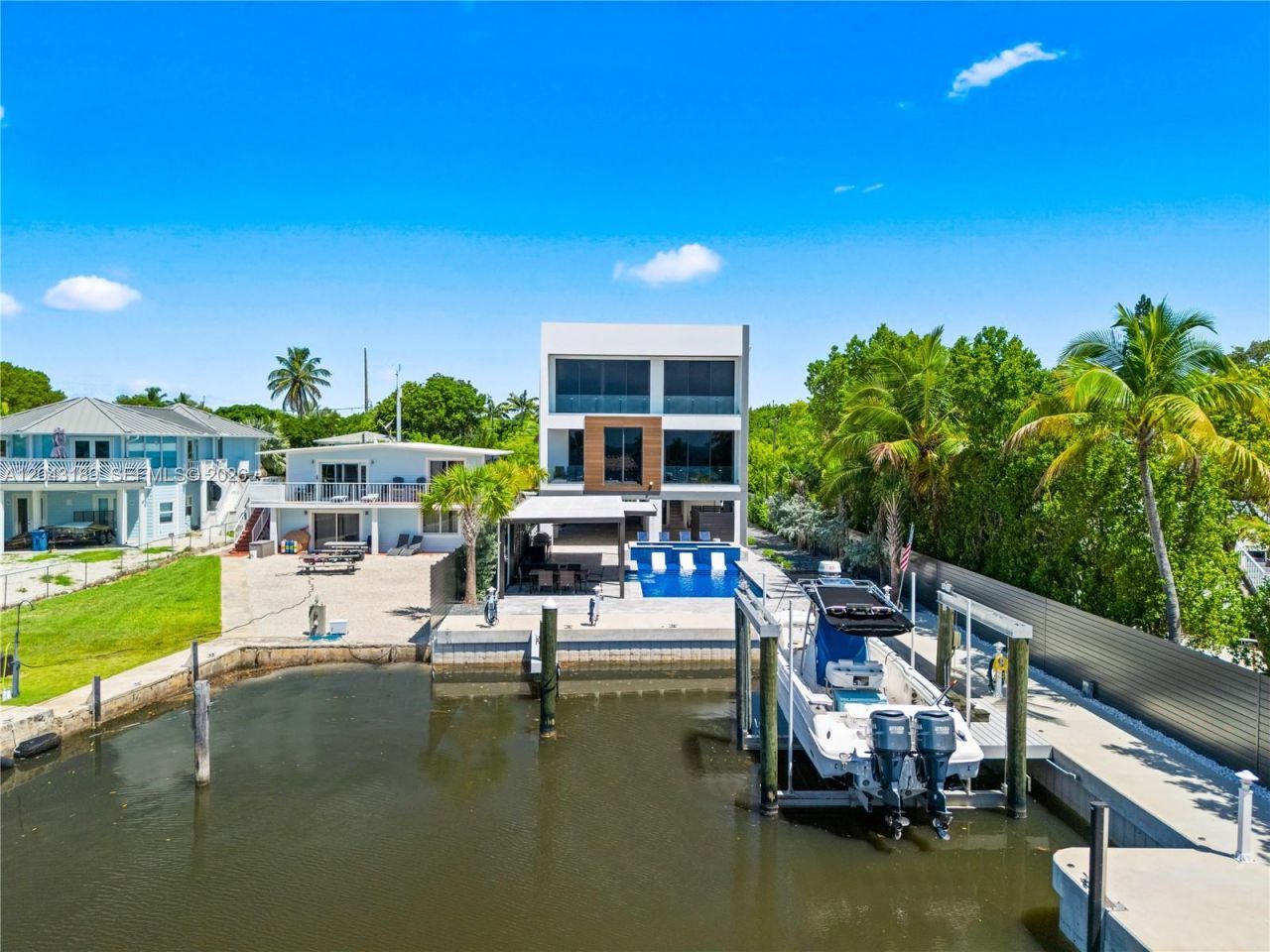 16 Seaside Ave , Key Largo, FL 33037 Photo
