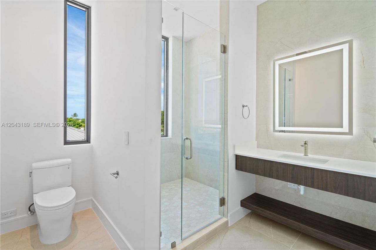 16 Seaside Ave , Key Largo, FL 33037 Photo