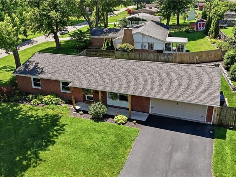 2376 Portage Path, Bellbrook, OH 45305 Photo 2