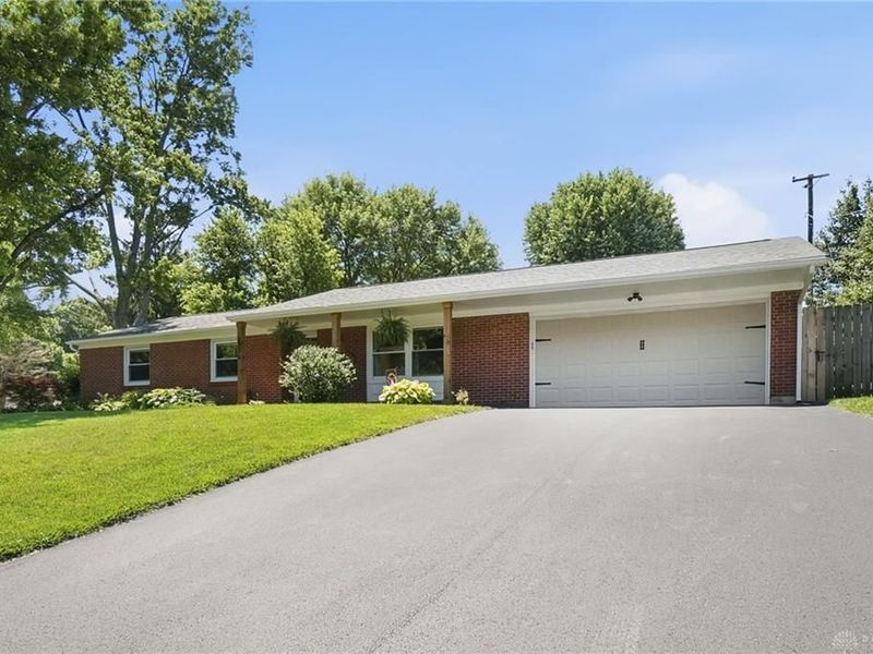 2376 Portage Path, Bellbrook, OH 45305 Photo 5