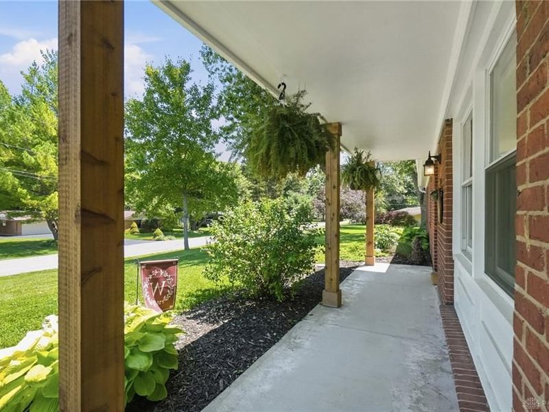 2376 Portage Path, Bellbrook, OH 45305 Photo 7